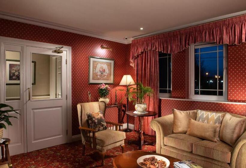 酒店 Killarney Lodge