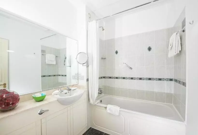 فندق Killarney Lodge