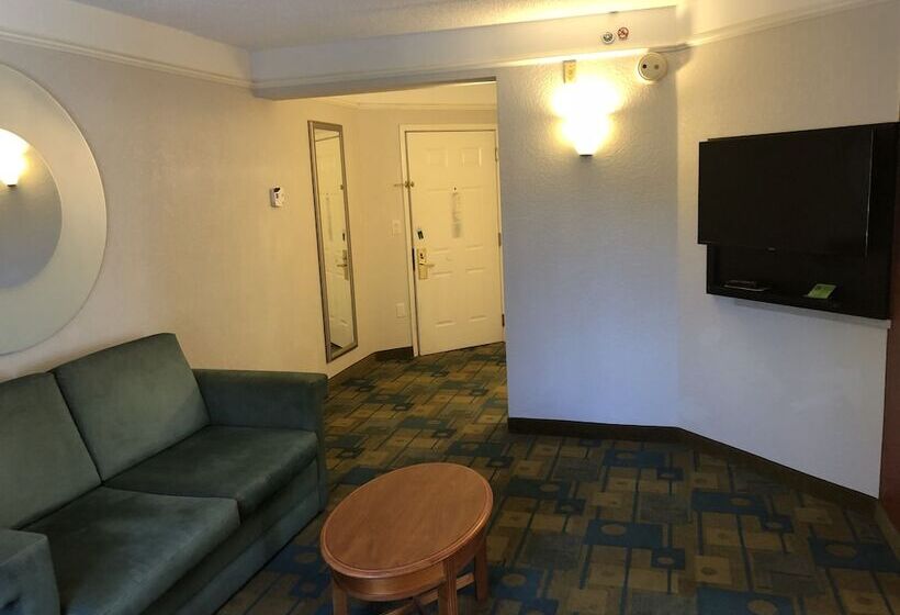 فندق La Quinta By Wyndham Jacksonville Butler Blvd