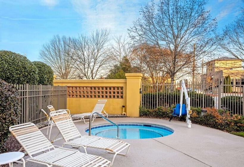 فندق La Quinta By Wyndham Winston Salem