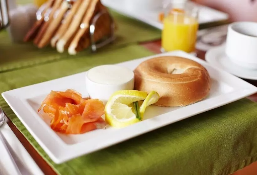 ホテル Lancaster Lodge