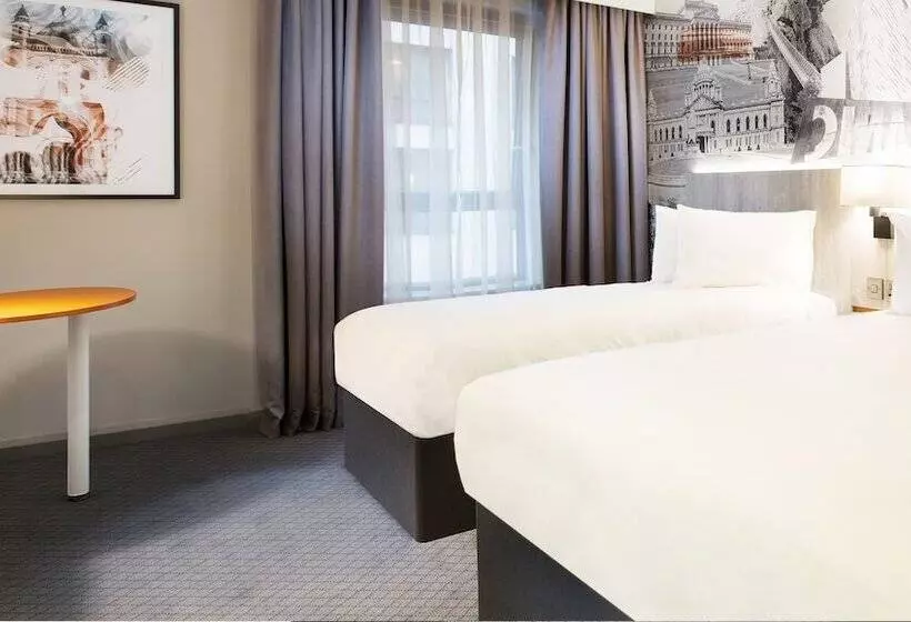 ホテル Leonardo Belfast