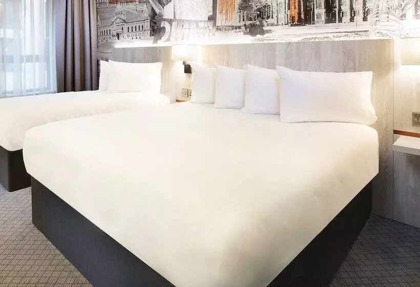 ホテル Leonardo Belfast