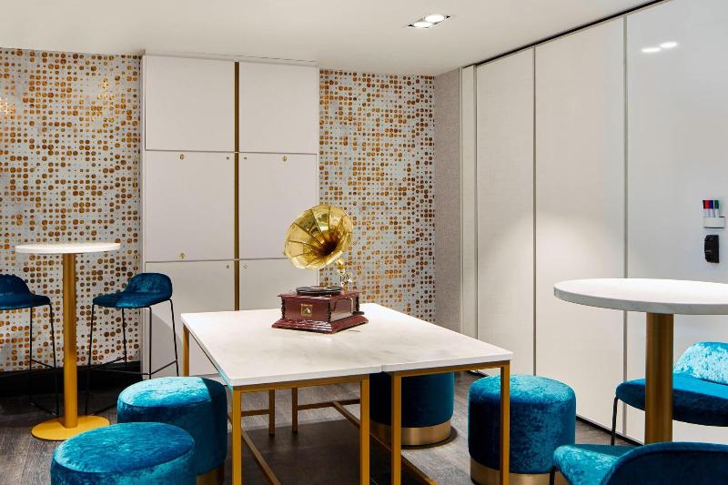 ホテル London Marriott Maida Vale