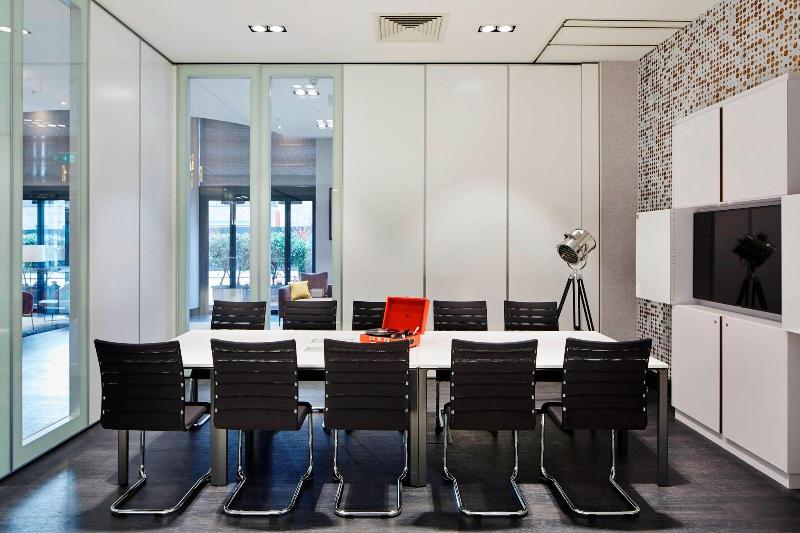 ホテル London Marriott Maida Vale