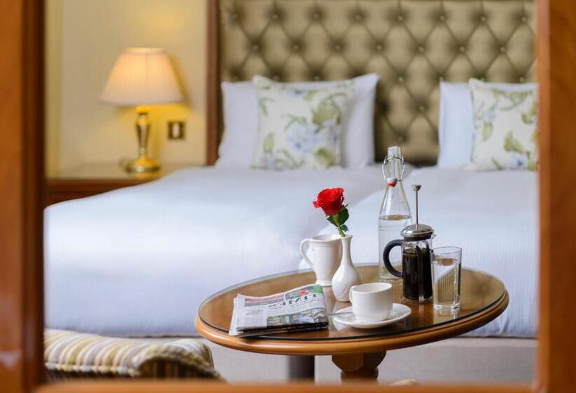 Hotel Old Weir Lodge