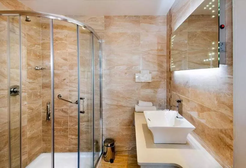 호텔 Old Weir Lodge