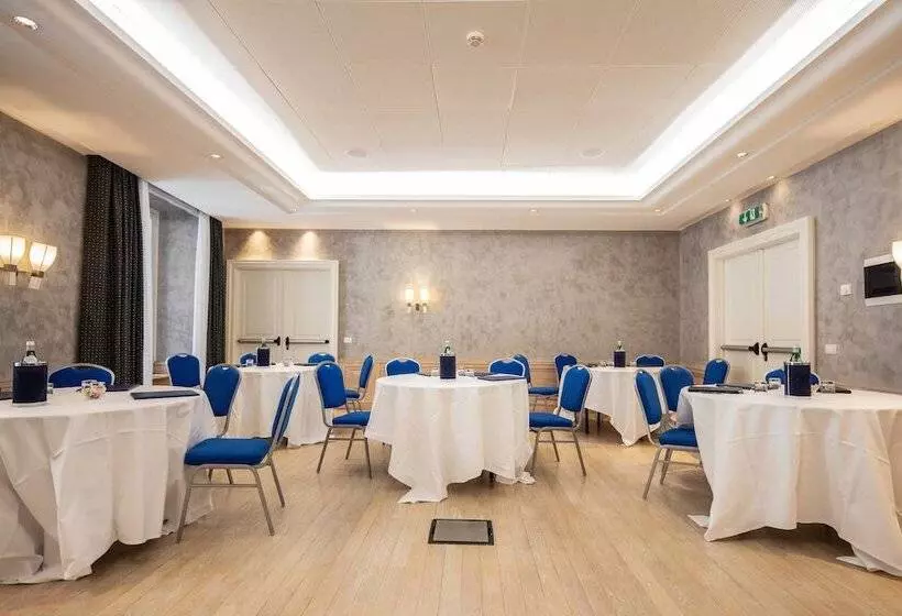 Rose Garden Palace Roma By Omnia Hotels