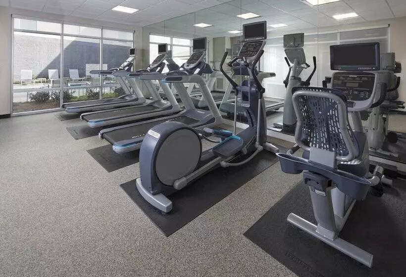 هتل Springhill Suites By Marriott New Orleans Warehouse Arts District