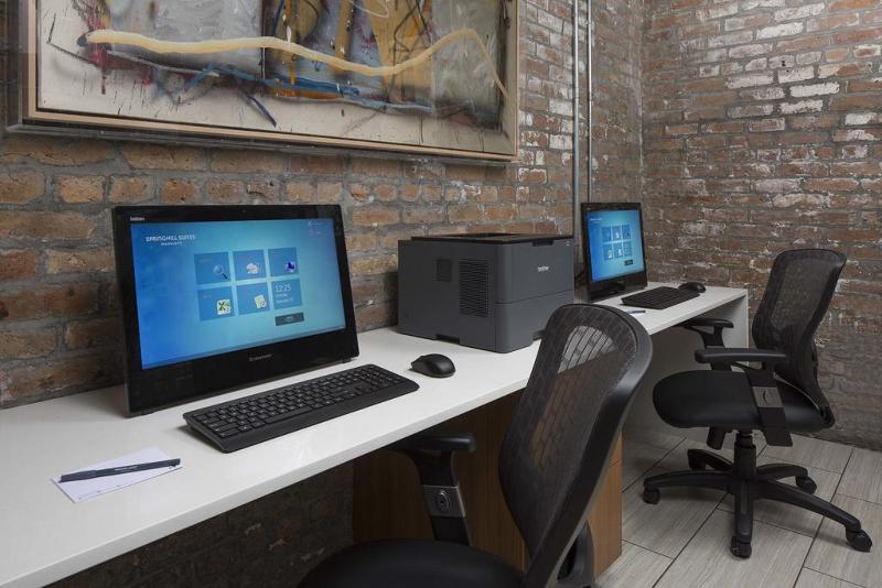 Hotel Springhill Suites By Marriott New Orleans Warehouse Arts District