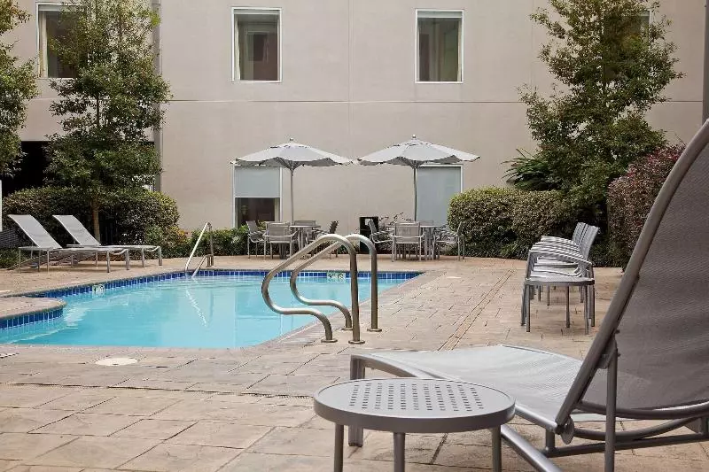 هتل Springhill Suites By Marriott New Orleans Warehouse Arts District