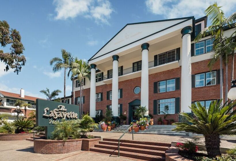 Lafayette Hotel & Club