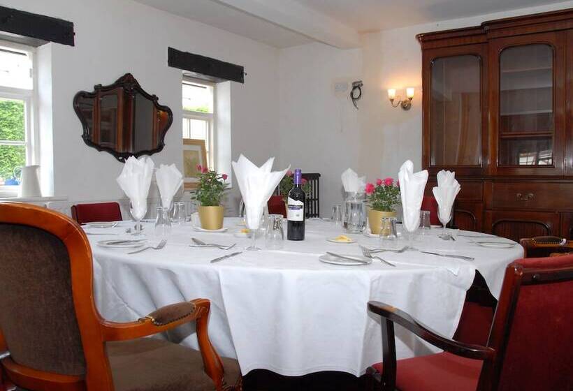 호텔 The Peacock Country Inn