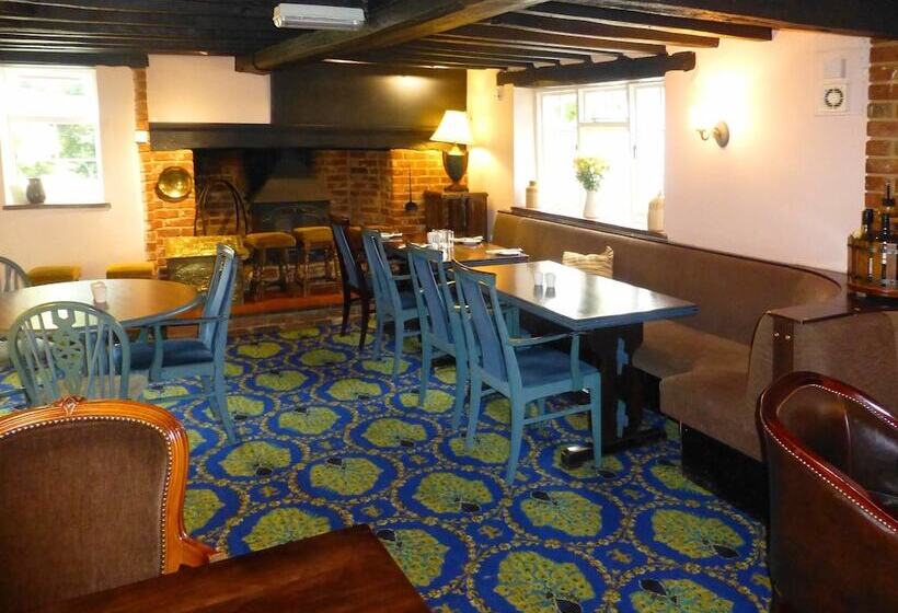 호텔 The Peacock Country Inn