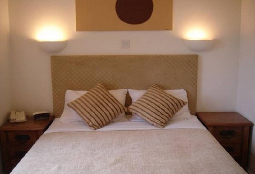 호텔 The Peacock Country Inn