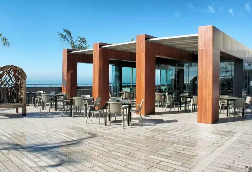 בית מלון כפרי The Views Monumental