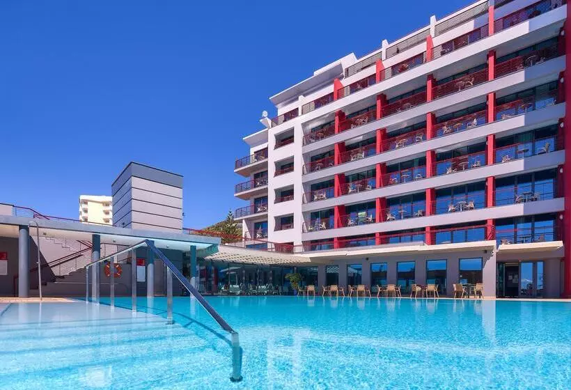 בית מלון כפרי The Views Monumental