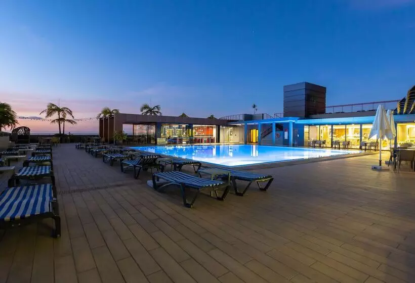 בית מלון כפרי The Views Monumental