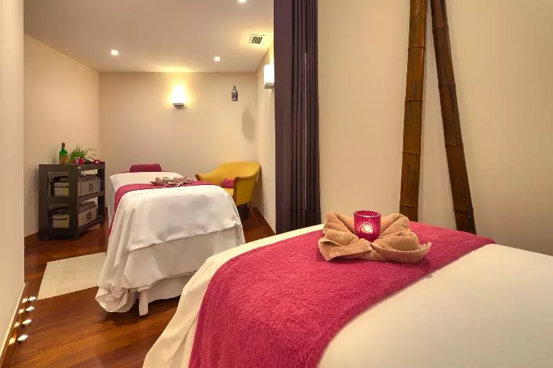 בית מלון כפרי The Views Monumental