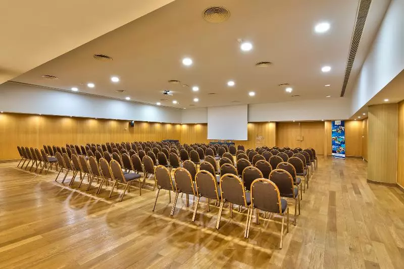 בית מלון כפרי The Views Monumental