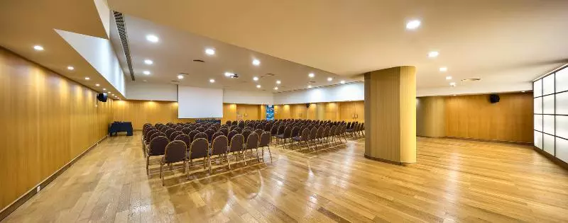 בית מלון כפרי The Views Monumental