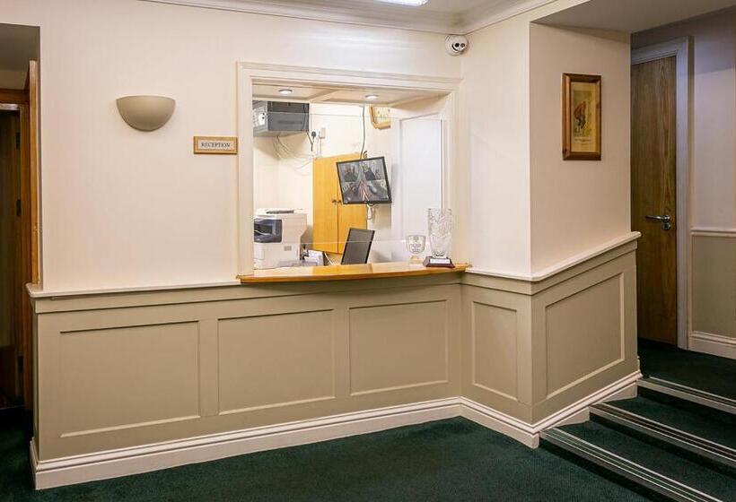 فندق Tralee Townhouse