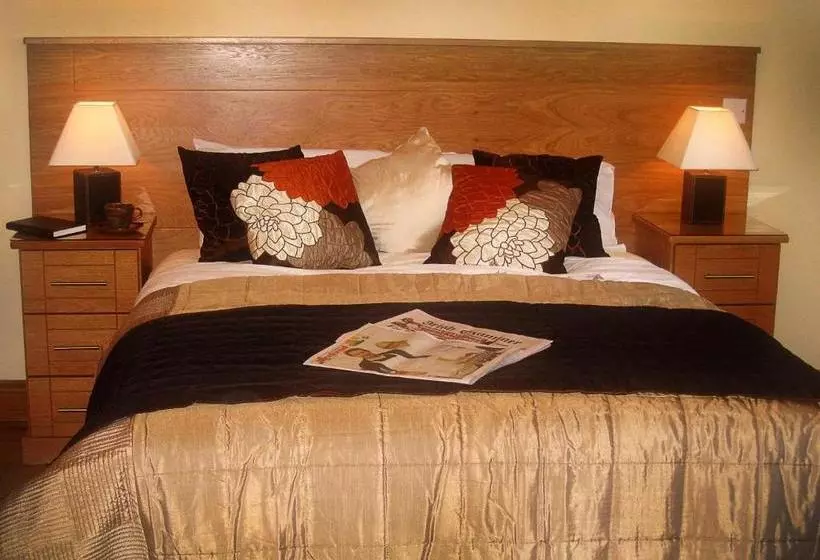 پانسیون Achill House