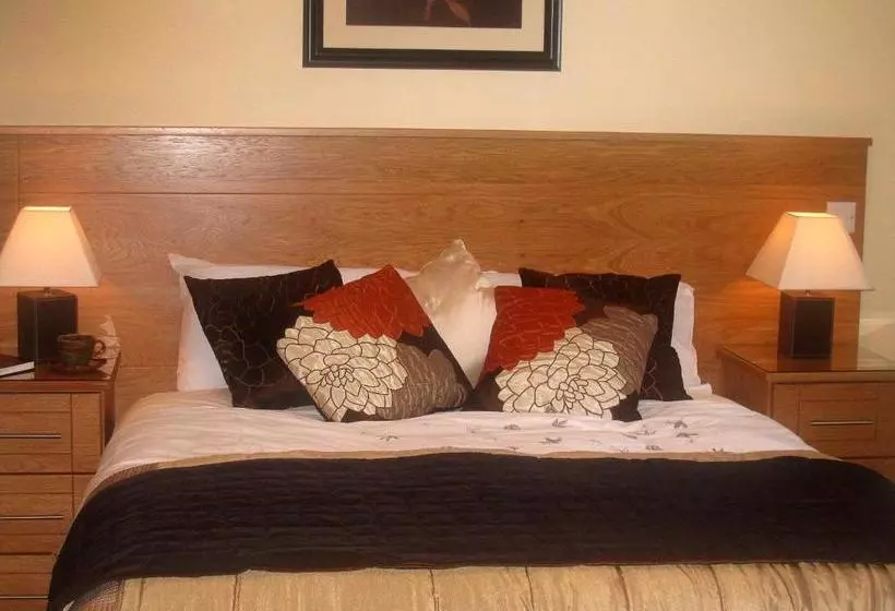 پانسیون Achill House