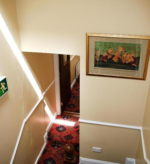 膳宿费 Achill House