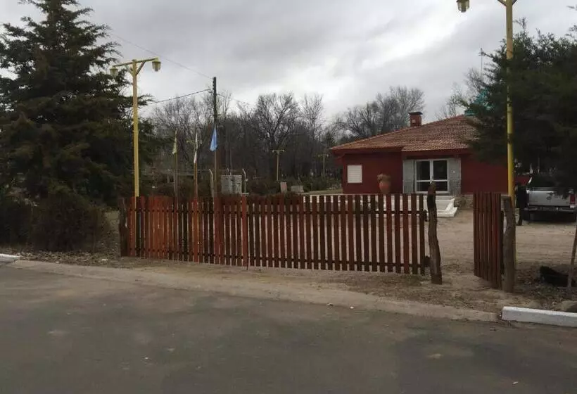 Retkeilymaja Hosteria Renca