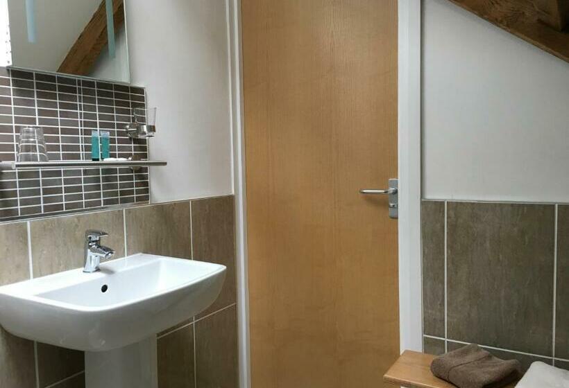 فندق صغير Kings Head