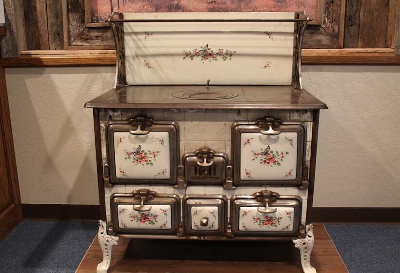 فندق صغير The Barnwood Inn