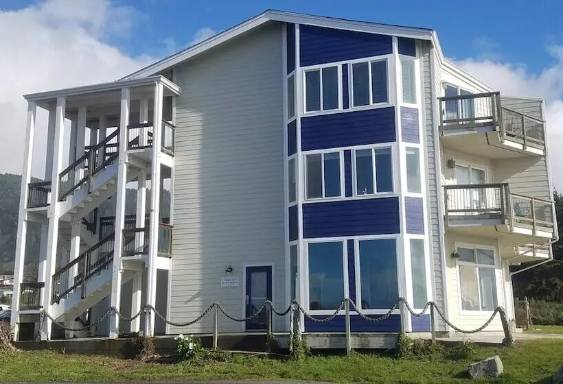 Retkeilymaja The Oceanfront Inn