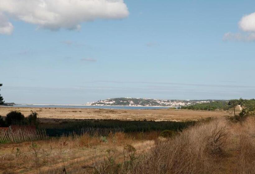 צימר Cavalo De Madeira