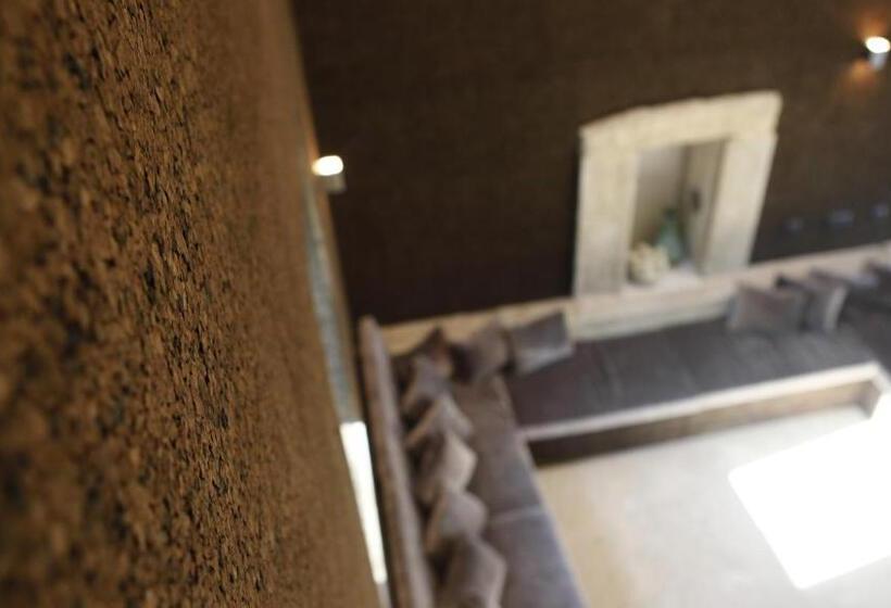 צימר Cavalo De Madeira