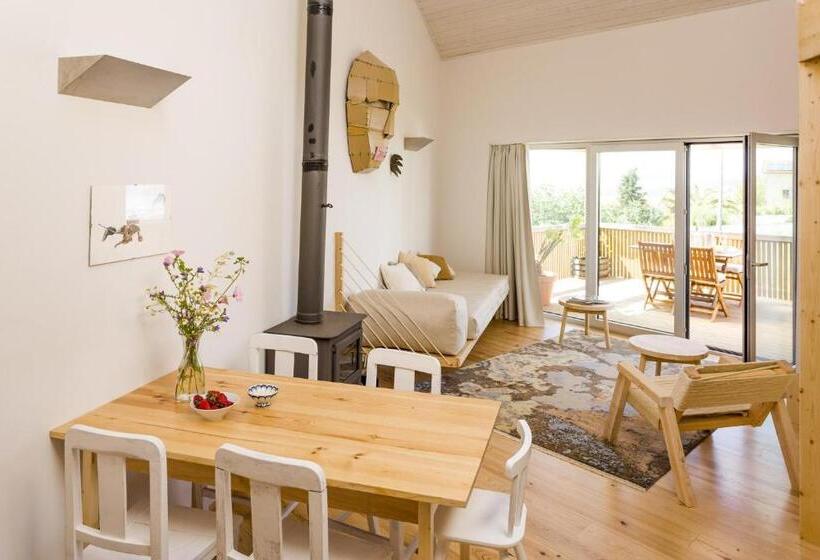 צימר Cavalo De Madeira