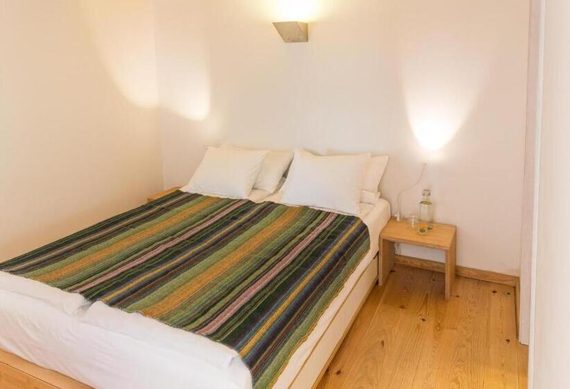 צימר Cavalo De Madeira