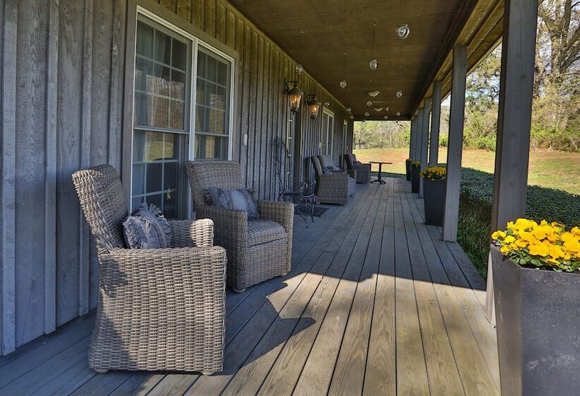 ベッドアンドブレックファースト Glen Gordon Manor