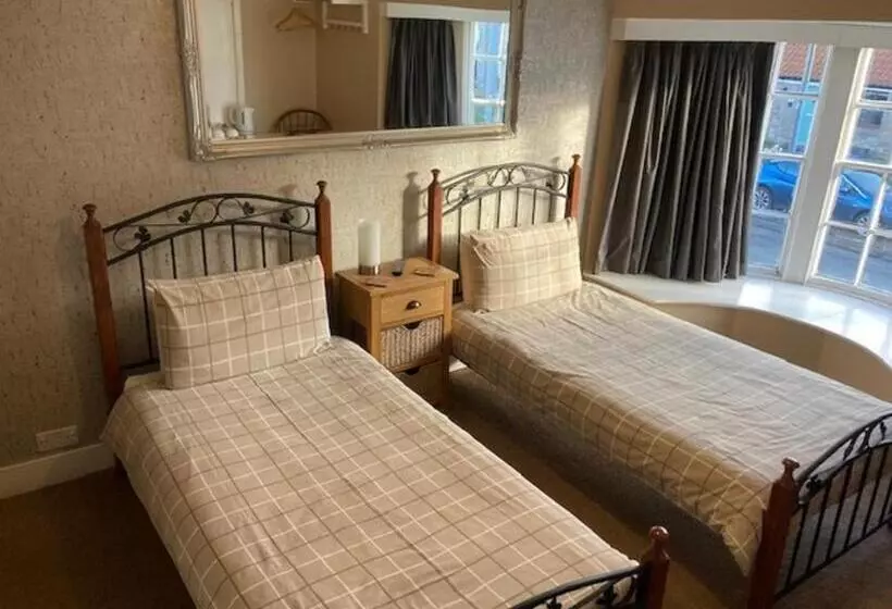 Aamiaismajoitus (B&B) Mason's Arms