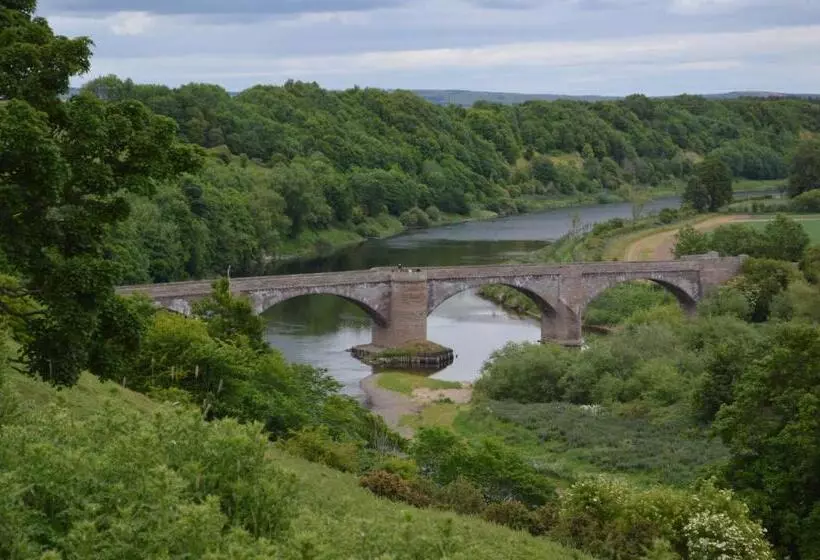 Aamiaismajoitus (B&B) Mason's Arms