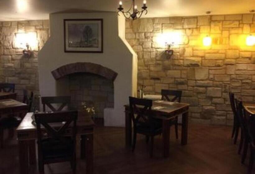 تختخواب و صبحانه Mason's Arms