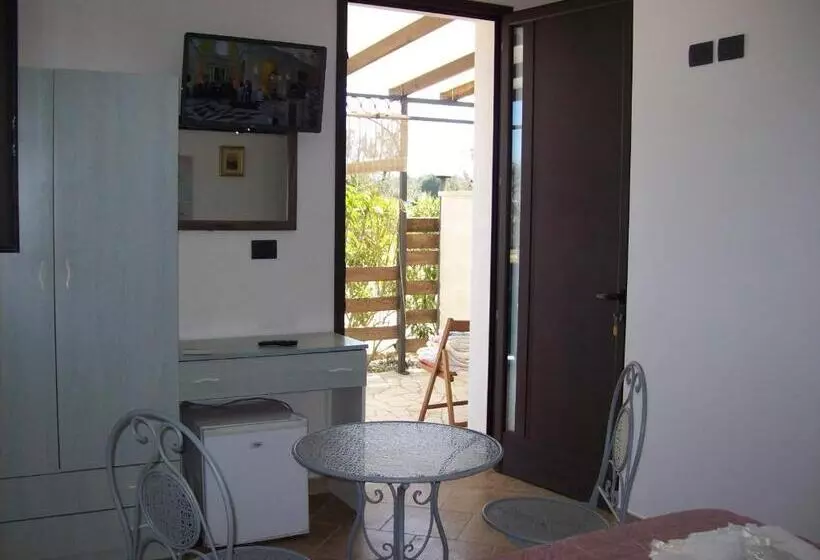 Aamiaismajoitus (B&B) Otranto Le Sancinare