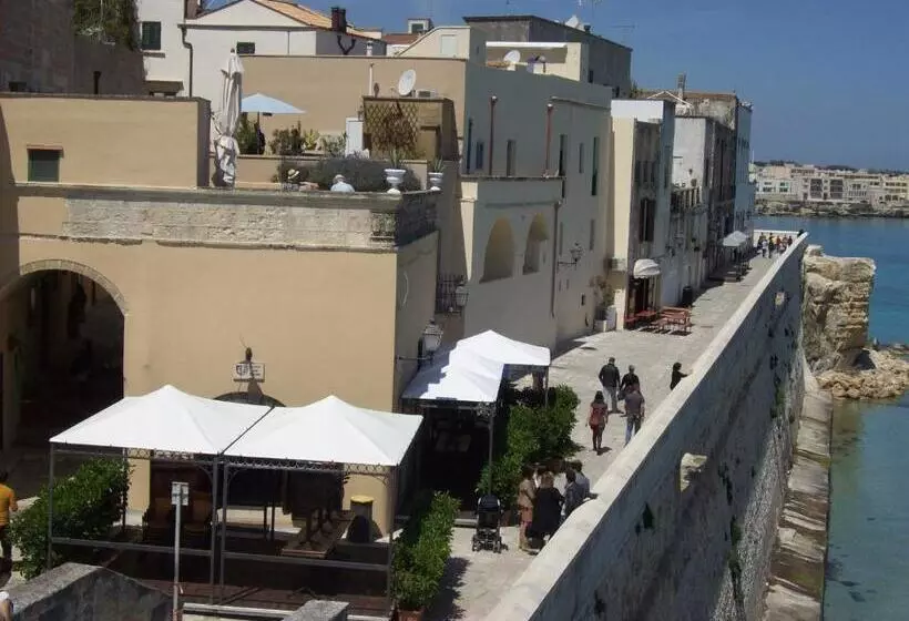 Aamiaismajoitus (B&B) Otranto Le Sancinare