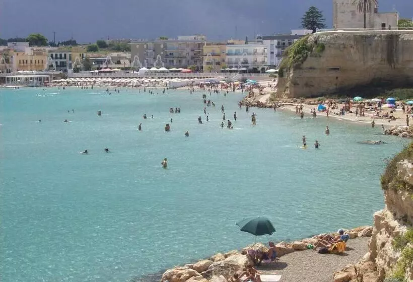 Aamiaismajoitus (B&B) Otranto Le Sancinare