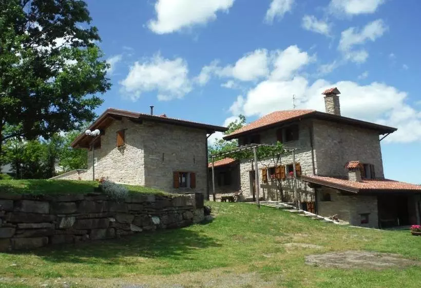 Hotelli Agriturismo Ca  De  Magnani