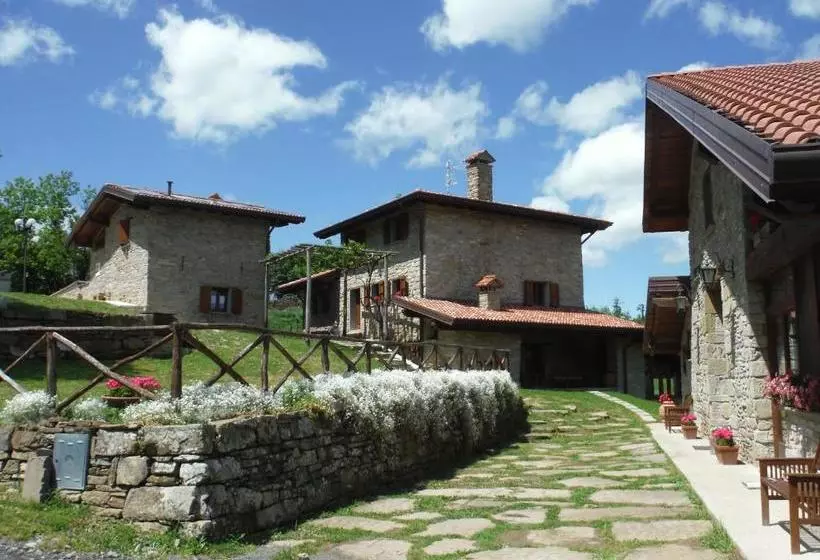 Hotelli Agriturismo Ca  De  Magnani