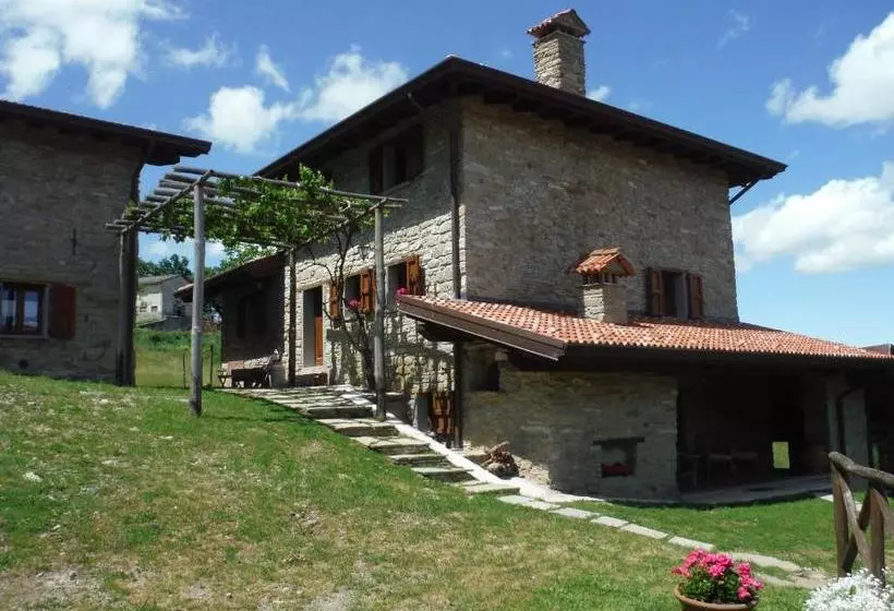 Hotelli Agriturismo Ca  De  Magnani