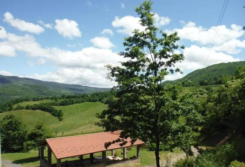 Hotelli Agriturismo Ca  De  Magnani