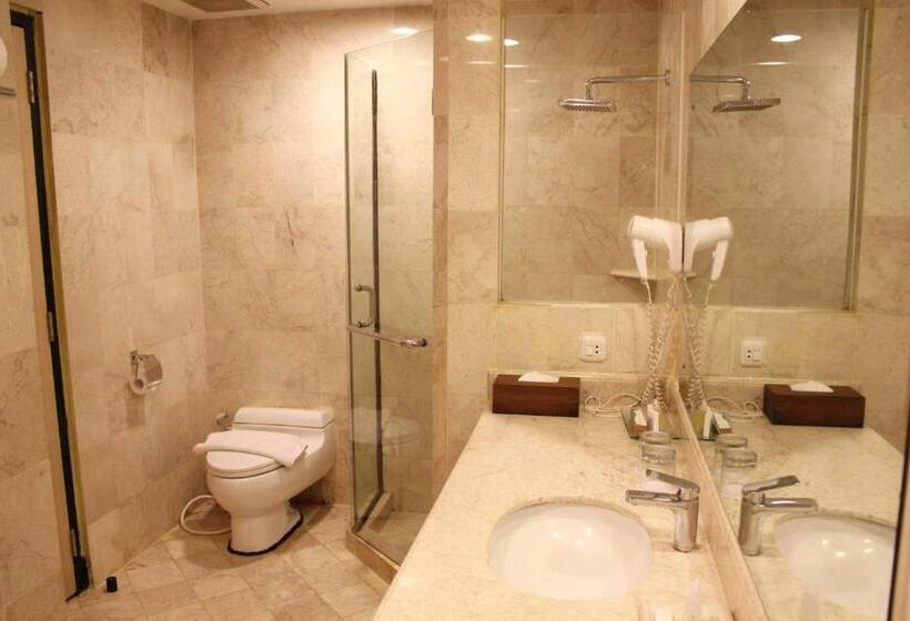 בית מלון כפרי Ebony Batulicin