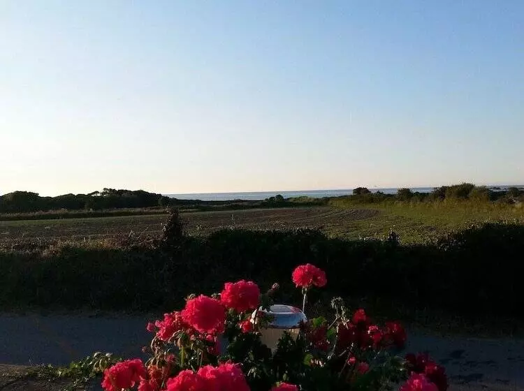 Hotelli La Roche Du Marais